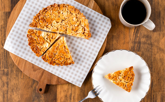 手作りキャラメルタルト 2個セット (約直径15cm×2) 【有限会社さんふれあ】 [BHAK013]