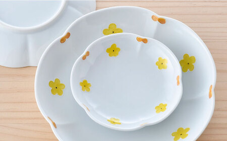 【波佐見焼】花★花 プレート 大・中・小 ミニ マグカップ 4点セット （黄色） 食器 皿【松幸陶芸】[HB54]