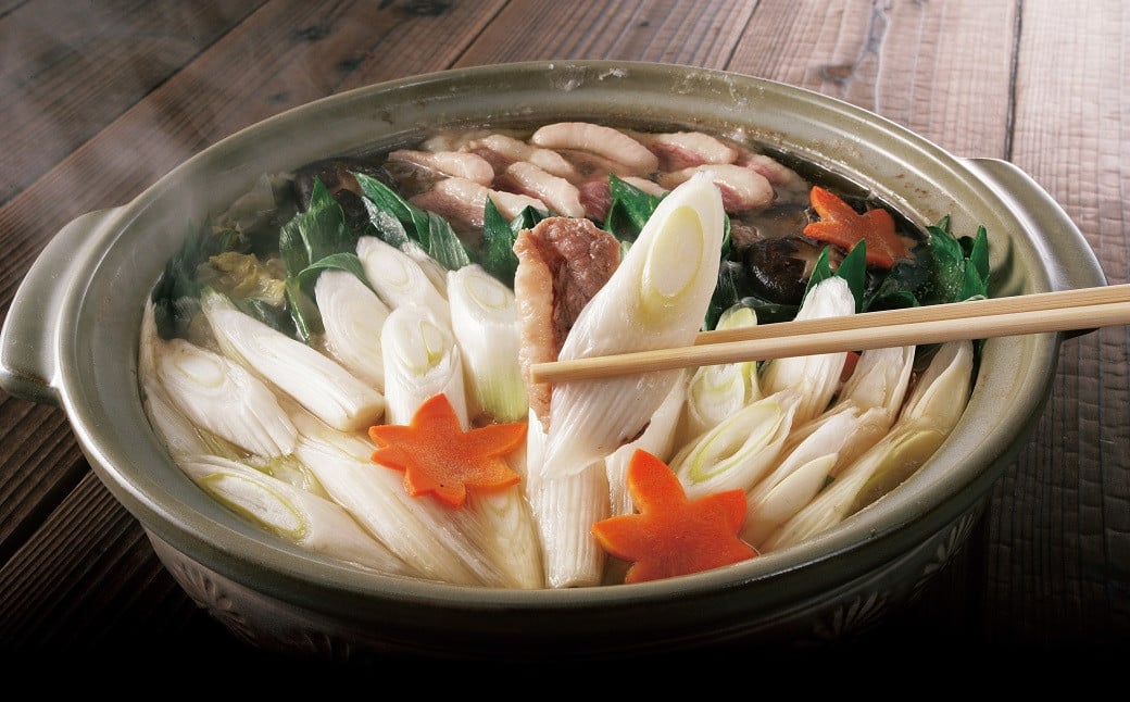 鍋物やすき焼きなどでおいしく味わっていただけますが、「岩津ねぎの天ぷら」や「岩津ねぎの直火焼き」といった食べ方もオススメ。