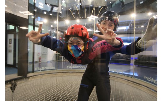 FlyStation　1フライト 体験チケット ／ インドアスカイダイビング スポーツ 室内 次世代型アトラクション 最大時速360キロメートル 無重力体験 埼玉県 No.034