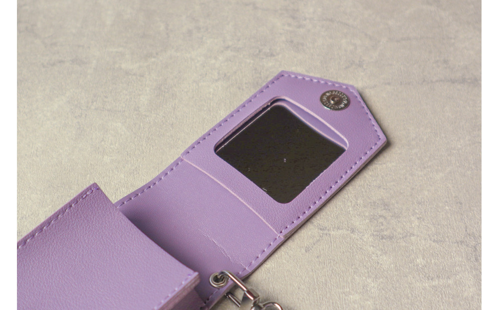 【パープル】毎日の“ときめき”を仕込めるリップケース　リップクリームホルダー　キーホルダーストラップ【ミラー付き・3本入る】