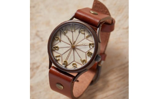 伝統工芸【寄木細工】白麻ノ葉デザインの文字盤 ハンドメイドウォッチ Lサイズ ベルトカラー：茶 WJ011L 04-茶