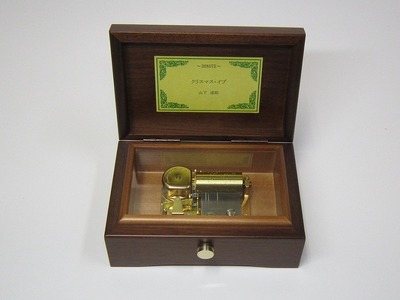 009-010＜30弁オルゴール＞ スタンダード（箱材：ウォールナット）