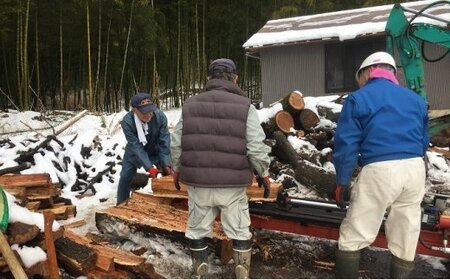 氷見の森からつくった火持ちする木炭（バーベキュー用）6kg