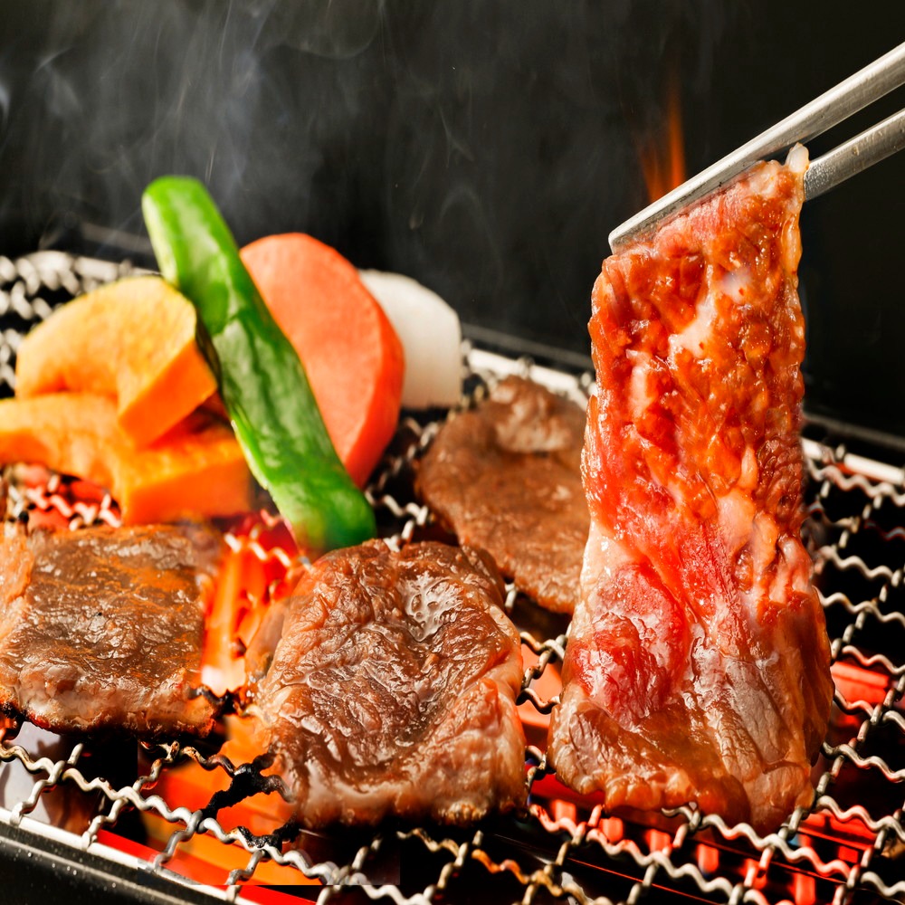 焼肉 の 季節 ! 北海道別海町産！お肉屋さんの絶品 味付け 牛カルビ 800g ( 国産 牛肉 )