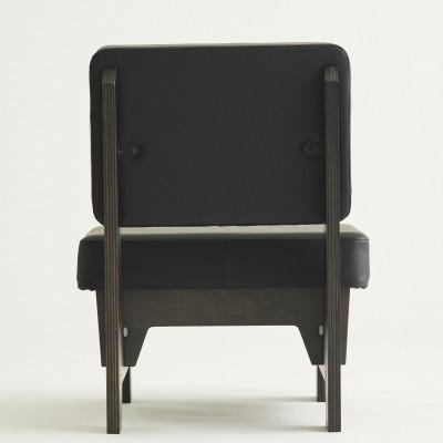 ふるさと納税 海南市 和歌山県海南市　高品質な一人掛け組み立てソファ　合皮ブラック(フレームブラック) |  | 01