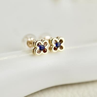 ふるさと納税 甲府市 【ジュエリー】K10 イエローゴールド サファイア クローバー ピアス 保証書付 NXE-306 |  | 01
