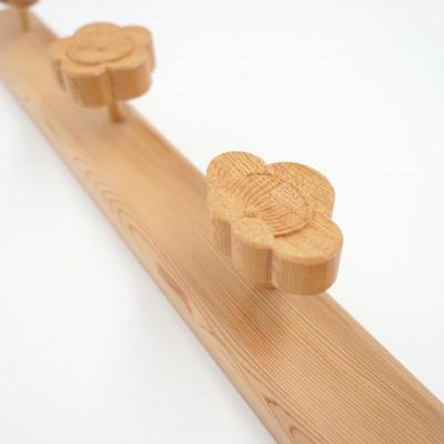 ふるさと納税 摂津市 欄間職人による手彫り「欅のコートフック『梅』」 |  | 01