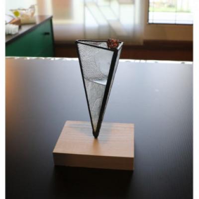 ふるさと納税 京丹後市 ガラス職人の一輪挿し 『三角錐花器』 実のオブジェ付きアンティークガラスの花瓶 素敵な方へ贈り物に |  | 01