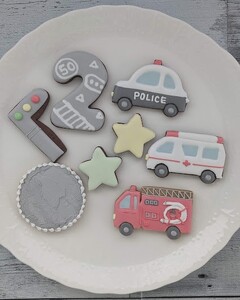 お誕生日に最適！ はたらくくるまのアイシングクッキー ※着日指定不可