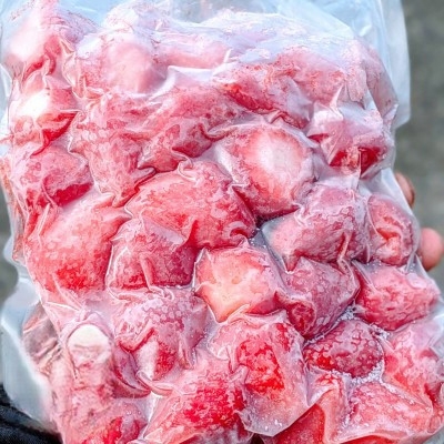 
                  いちご 冷凍いちご 1kg 2袋 計2kg [いちご屋さかい 愛知県 岡崎市 ok23bzx160001] 冷凍 国産 フルーツ 果物 くだもの イチゴ 苺 2kg 2キロ 冷凍フルーツ
                