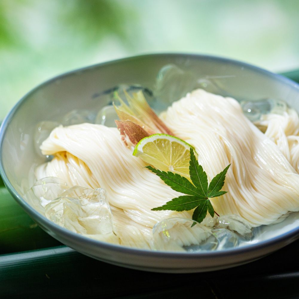うまみが違う！寒製素麺「三重の糸」大矢知手延素麺 20把入（10人前）│そうめん 素麺 手延べ 手延そうめん 手延べめん 手延べ麺  手延べ素麺 ソーメン 三重県 四日市市 ふるさと納税_イメージ3