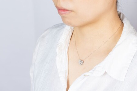 0.1ct PT900ローズネックレス HY-16