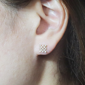 K18　シンメトリー　ダイヤモンドピアス　0.28ct　BQ-70