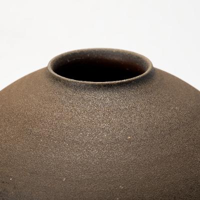 ふるさと納税 備前市 備前焼　丸壺(中)【のし付き】 |  | 02