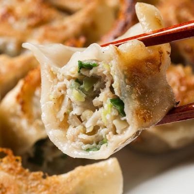 ふるさと納税 帯広市 「餃子専門店工場直送60個」北の匠3種セットC(手作り餃子・ラクレットチーズ餃子・行者にんにく餃子) |  | 02