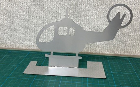 蚊取り線香ホルダーヘリコプターとラフタークレーン