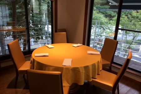 【白金台】食文化サロン 白金劉安 ヨシキリ鮫のフカヒレ丼セット ランチ・ディナー共通 2名様（６か月間有効） お店でふるなび美食体験 FN-Gourmet475916
