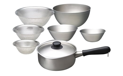
            ステンレス製片手鍋18cm & ボウル・パンチング6点 セット FC040099
          