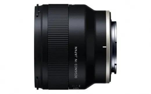 タムロン ミラーレス一眼カメラ用 交換レンズ 焦点距離20mm F2.8 Di III OSD M1:2 ソニーEマウント用 軽量　コンパクト　近接撮影　高画素　解像度　人気 おすすめ F050SF　