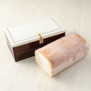 ポミエロール（１本）プレーン味 冷凍 ロールケーキ スイーツ お菓子 デザート おやつ 焼き菓子 洋菓子【R00032】