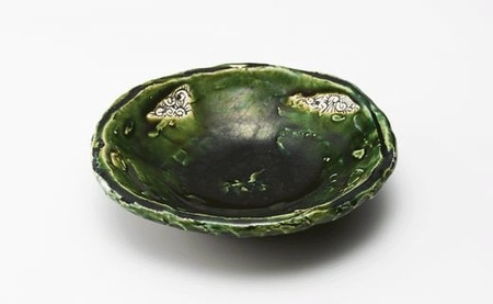 【 織部丸皿 ×1枚 】 陶芸工房 季仙窯 ［ 陶芸 手びねり 手づくり 鉢 皿 料理 作品 岩手 陸前高田 ］RT641