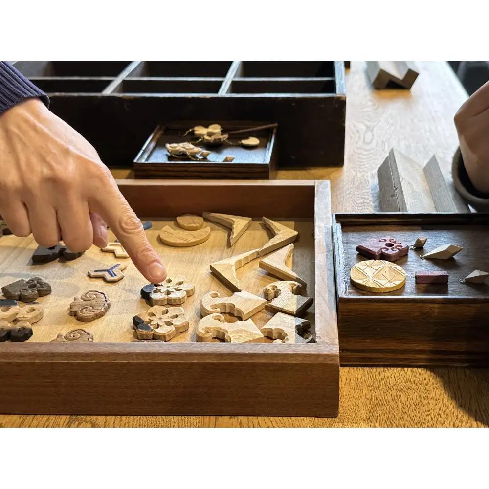 井波彫刻のアクセサリーづくり ピアス・イヤリング＜体験プラン＞