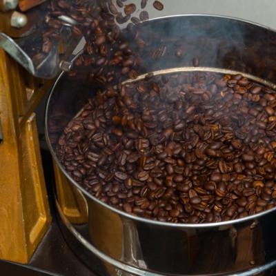 ふるさと納税 松山市 【ご自宅用】坊っちゃん珈琲自家焙煎 深煎りマンデリン200g(豆のまま) |  | 01