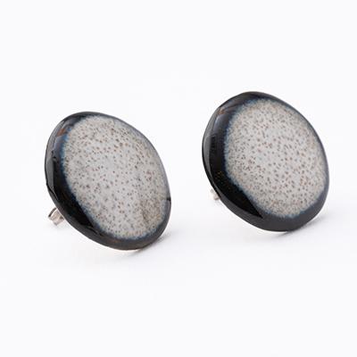 ふるさと納税 瑞浪市 【美濃焼】白むらタイルピアス(直径20mm) |  | 01