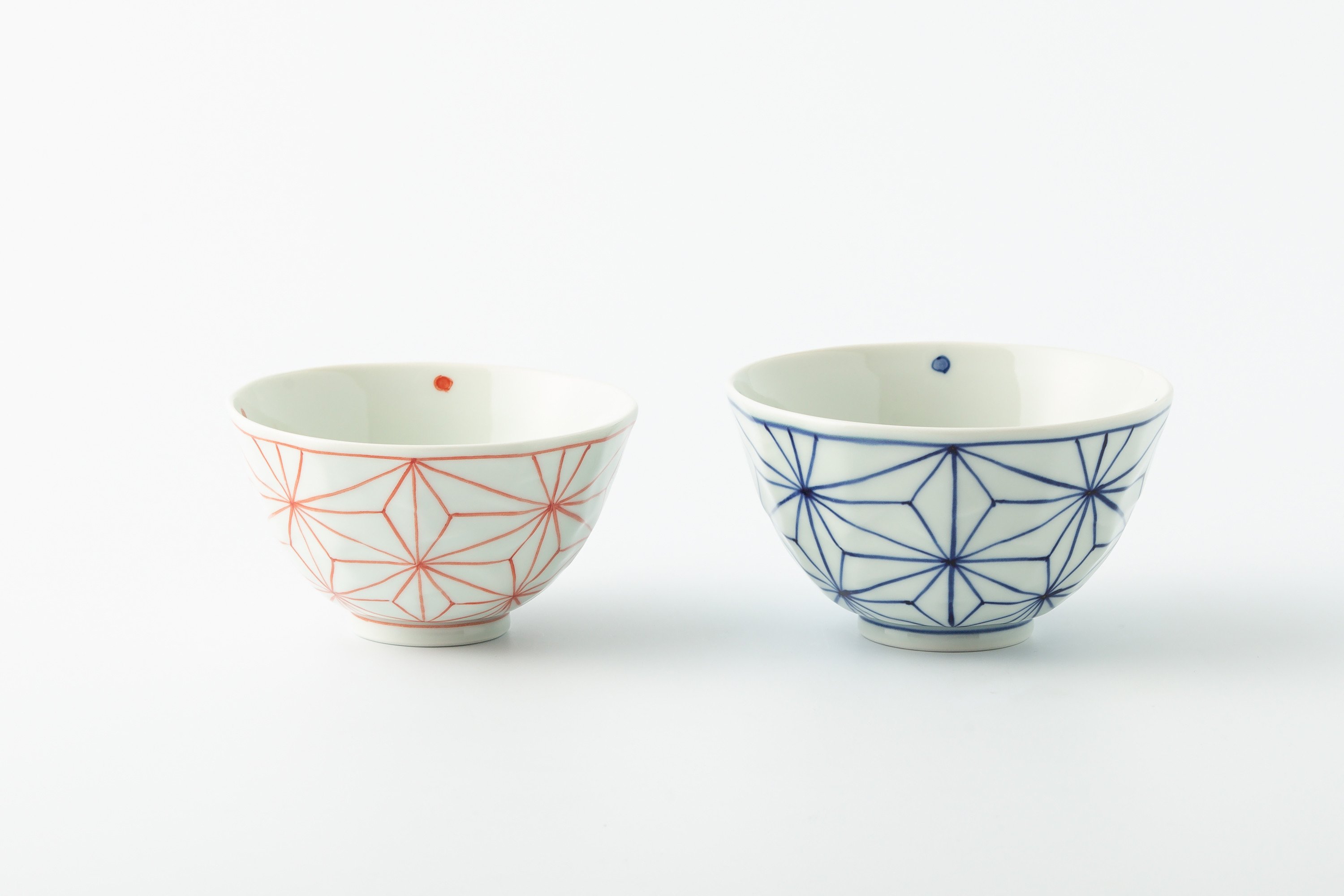 
            【セット】カネアオ 有田焼 染付麻の葉紋 面取茶碗 大小 そうた窯
          