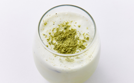 大麦若葉入り黒ごまきな粉君200g×8袋セット