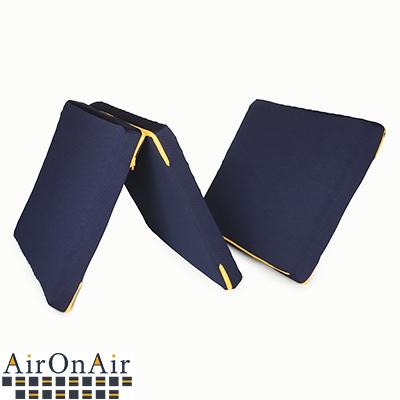 ふるさと納税 富士吉田市 洗えるマットレス シングル厚み7.5cm 日本製 AirOnAir 三つ折り 体圧分散 洗濯可 国産 |  | 01