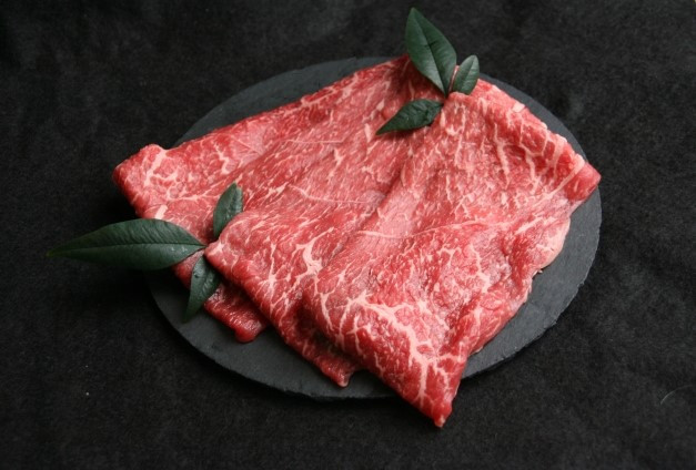 
            【 近江牛 すき焼き用 赤身 280g 】 黒毛和牛 冷凍 肉 牛肉 ふるさと納税 ブランド牛 近江牛 三大和牛 和牛 すき焼き しゃぶしゃぶ 肉じゃが 滋賀県 竜王
          
