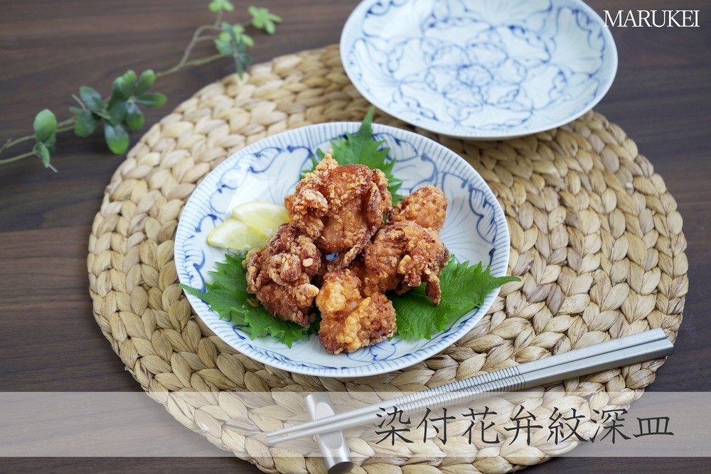 
                  染付花弁紋深皿　2枚セット
                