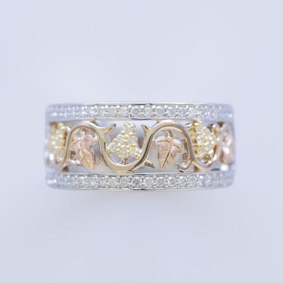 ふるさと納税 山梨県 【15号】P/K ダイヤモンドリング / アラベスク