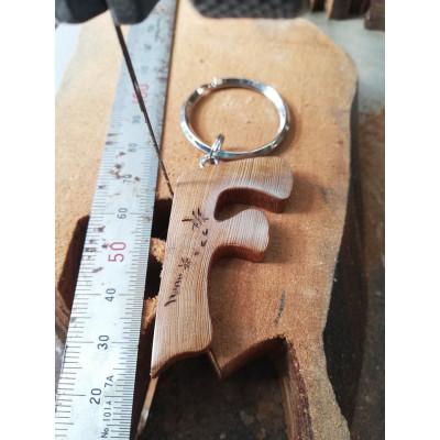 ふるさと納税 屋久島町 屋久杉イニシャルキーホルダー　”F” |  | 01