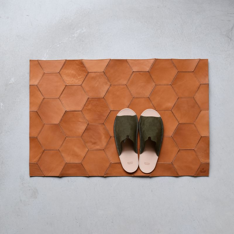 Teha’amana Mat honeycomb  basic テハマナ 玄関マット ベーシック キャメル 革 皮 雑貨 おしゃれ レザー 本革 こだわりの逸品 地域特産品 ギフト 自分用