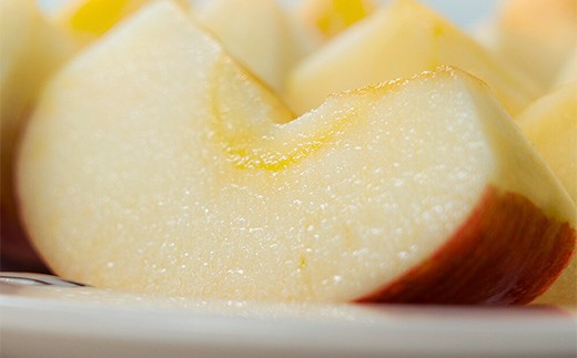 ≪先行予約≫ 【訳あり】 葉とらずサンふじ 蜜なし 小玉 約3kg（9～11玉） 【アップルアーク】 青森りんご 林檎 リンゴ ご家庭用 葉取らずりんご 発祥の地 果物 くだもの フルーツ おすすめ 