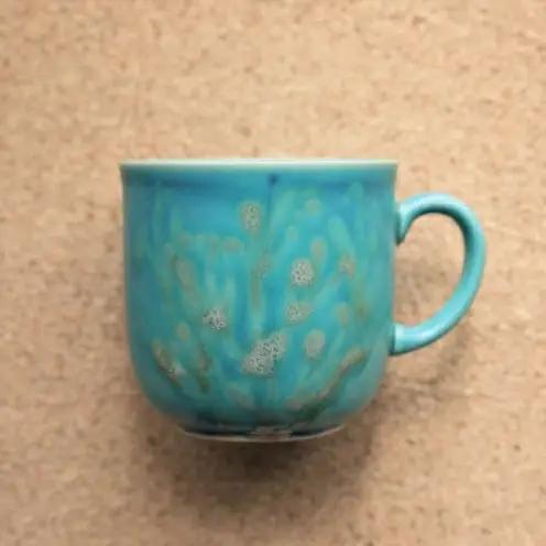 【datta.沖縄南の島陶芸工房】珊瑚カップ 青色（1つ） ☆ やちむん 読谷村 陶器 大岩浩章 色違い有 地場産品 伝統工芸品 手作り コップ