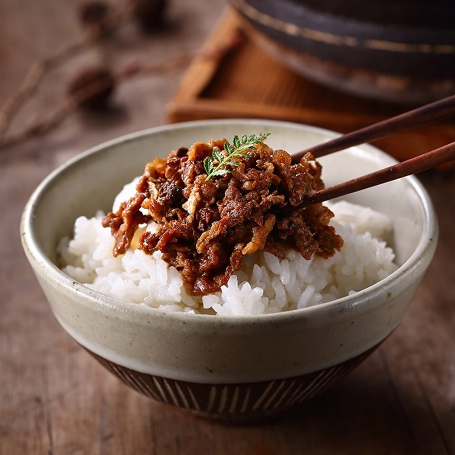 みやさかやの佃煮　3種詰め合わせセット　瓶詰 惣菜 みやさかや 黒毛和牛 牛肉 しぐれ煮 すき焼き風 米澤豚 豚肉 そぼろ 佃煮 ご飯のお供 簡単 時短 便利 ご当地 グルメ 備蓄 非常食 ギフト 贈