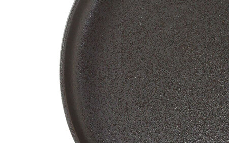 【瀬戸焼】切立丸プレート(16cm) いぶし黒 2枚セット【ヤマハツクリタ株式会社】 / 食器 和食器 丸皿 / 瀬戸市[BBDV029]