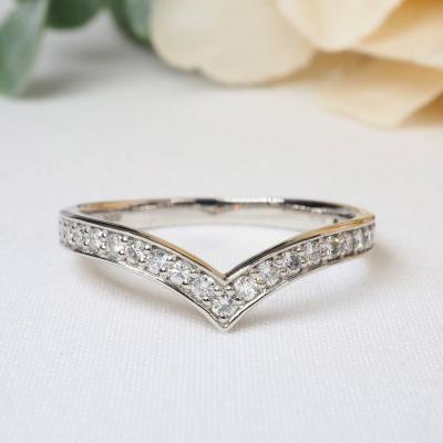 ふるさと納税 甲府市 0.30ct　Vラインダイヤモンドリング9551　PT |  | 01