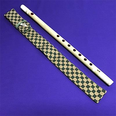 ふるさと納税 甘楽町 篠笛楽遂　古典調五笨調子　天地彫込み籐巻仕上げ、笛袋と篠製こはぜ付。