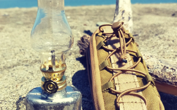 【ケースカラー：オリーブ】『IRON LAMP』照明器具 ランタン ／ 照明 インテリア アウトドア ランプ  防災 おすすめ 人気【洋燈屋ICHI】BKBL008