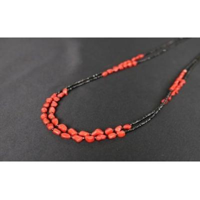 ふるさと納税 室戸市 赤珊瑚とブラックスピネルの2連ネックレス |  | 01