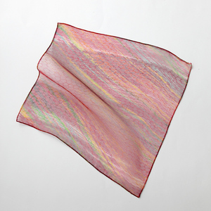 妖精の羽・塩縮オーガンジーポケットチーフ 加賀友禅 鎖/ワインレッド  FAF-0024