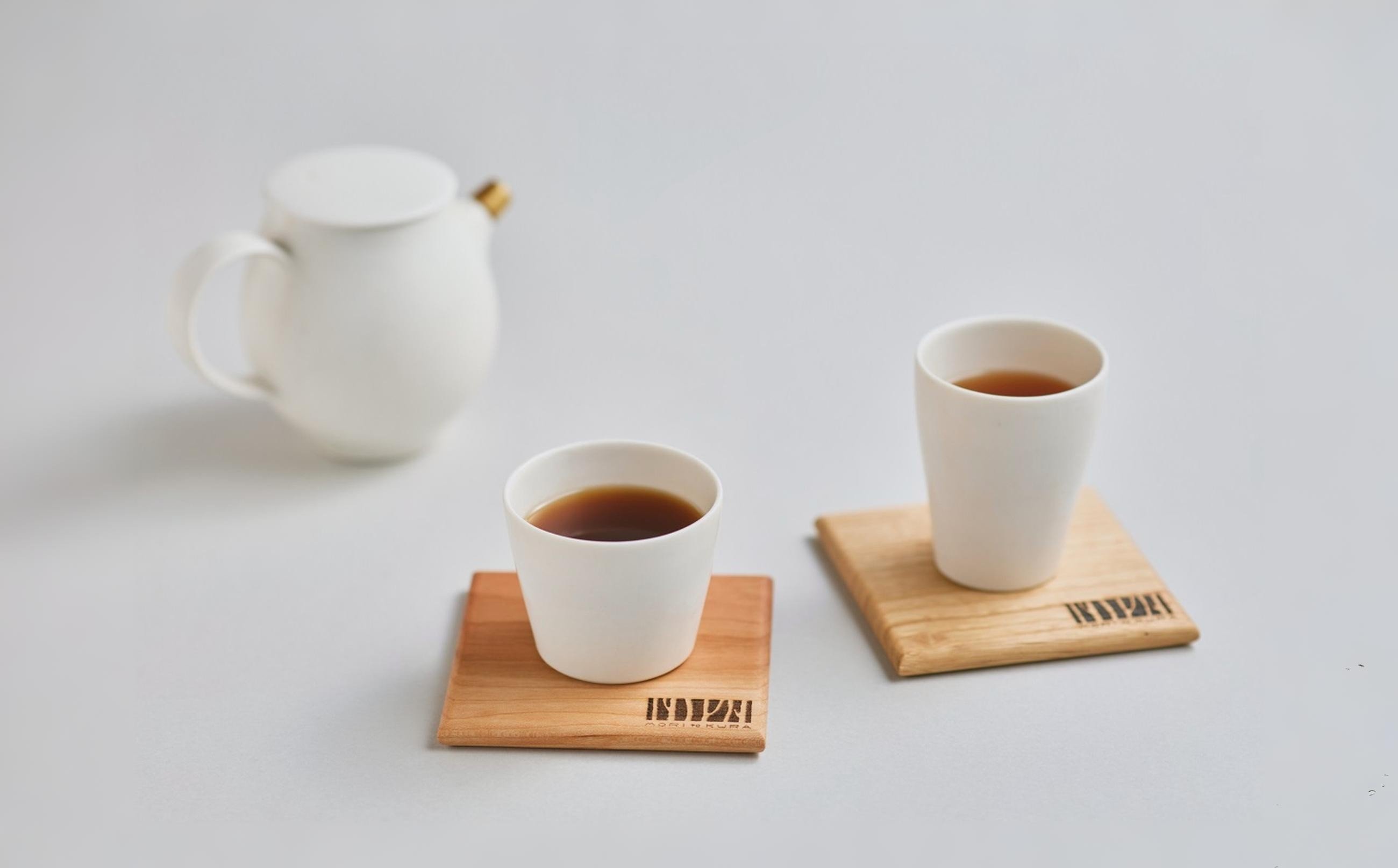 
            北アルプスの森から生まれたシリーズ 木皿 小２枚/長野県白馬村  クラフト  木製食器  ハンドメイド  サステナブル  エコプロダクト  地場産品  贈り物  ギフト【O0920712】
          