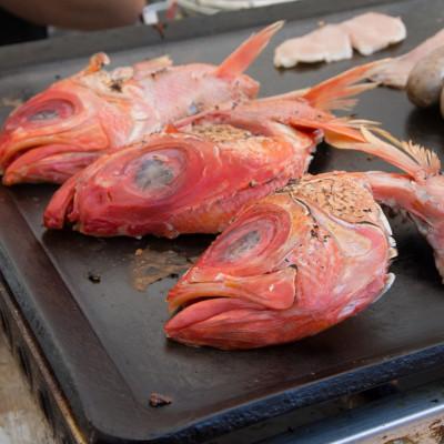 ふるさと納税 伊平屋村 伊平屋島近海で獲れた金目鯛1kg |  | 03