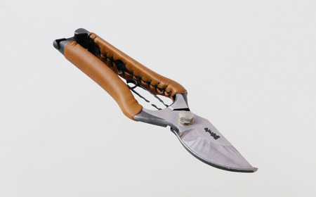 剪定鋏 225mm 本革 T-34C 園芸 庭仕事 ガーデニング 園芸用品 燕三条製 [外山刃物] 【037S040】