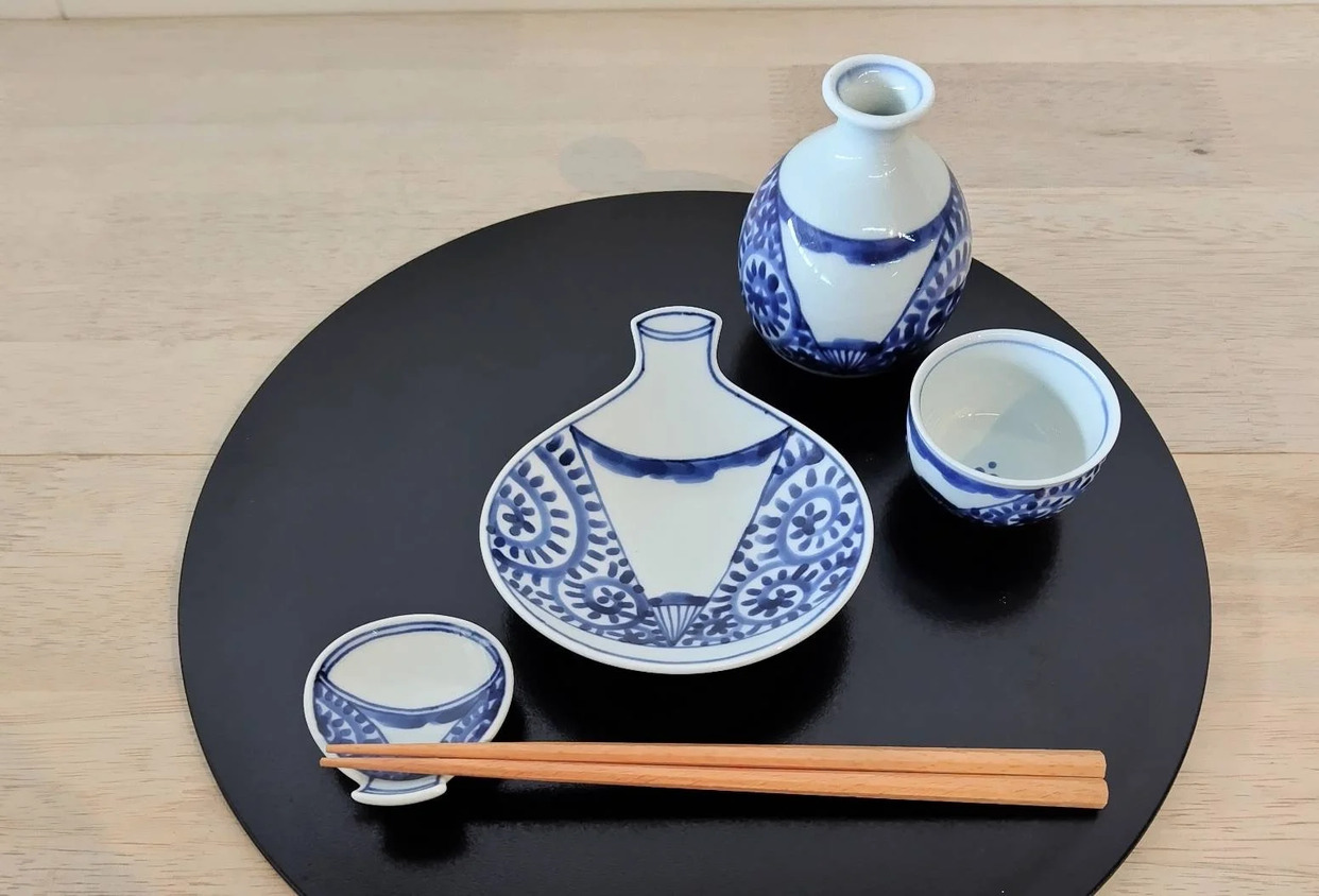 伊万里焼 扇割タコ唐草晩酌セット 165-H561